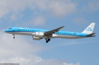 KLM cityhopper EMB-195 PH-NXJ