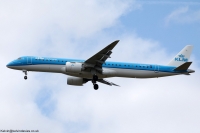 KLM cityhopper EMB-195-PH-NXL