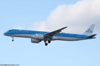 KLM cityhopper EMB-195 PH-NXU