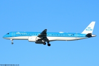 KLM cityhopper EMB195-E2 PH-NXZ