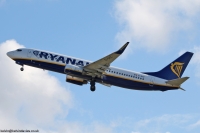 Ryanair 737NG EI-DHZ