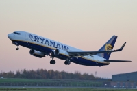 Ryanair 737NG EI-DYC