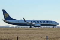 Ryanair 737NG EI-FKV