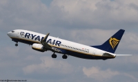 Ryanair 737 SP-RNK