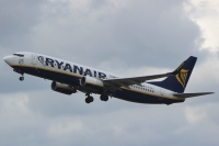 Ryanair 737 EI-DPJ