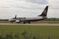 Ryanair 737 EI-DYW