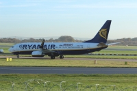 Ryanair 737 EI-EKE