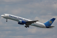 Thomas Cook B757 G-JMCG