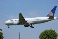 United Airlines 777 N209UA