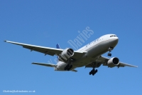 United Airlines 777 N228UA