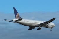United Airlines 777 N773UA