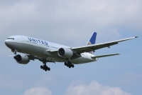 United Airlines 777 N785UA