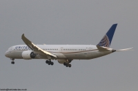 United Airlines 787 N14001