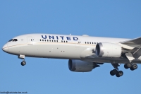 United Airlines 787 N15969