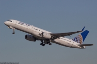 United Airlines 757 N17105