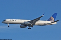 United Airlines 757 N18112