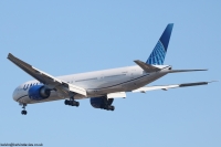 United Airlines 777 N2250U