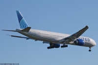 United Airlines 777 N2251U