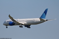United Airlines 787 N24980