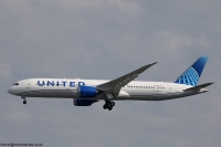 United Airlines 787 N24993