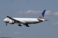 United Airlines 777 N2639U