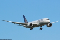 United Airlines 787 N27903