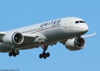 United Airlines 787 N27903