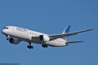 United Airlines 787 N27958