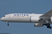 United Airlines 787 N27964