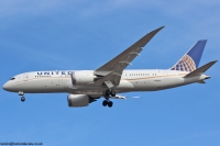 United Airlines 787 N29907