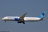United Airlines 787 N29989