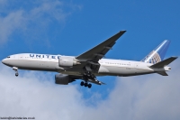 United Airlines 777 N37018