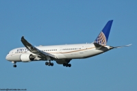 United Airlines 787 N38950