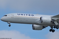 United Airlines 787 N45956