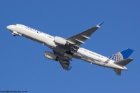 United Airlines 757 N48127