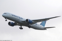 United Airlines 787 N61101