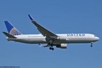 United Airlines 757 N654UA