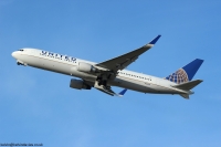 United Airlines 767 N666UA