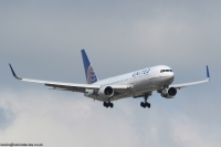 United Airlines 767 N670UA