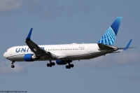United Airlines 767 N670UA
