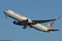 United Airlines 767 N672UA