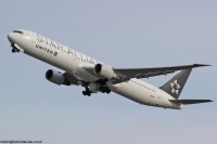 United Airlines 767 N76055