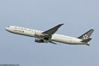 United Airlines 767 N76055