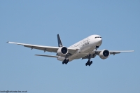 United Airlines 777 N76021