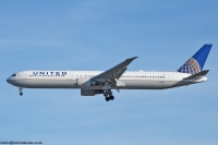 United Airlines 767 N76064