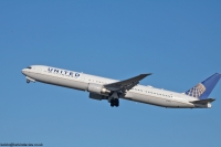 United Airlines 767 N76065