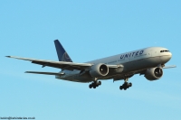 United Airlines 777 N77006