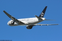 United Airlines 777 N77022
