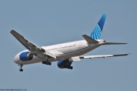 United Airlines 777 N78013