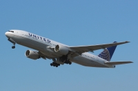 United Airlines 777 N784UA